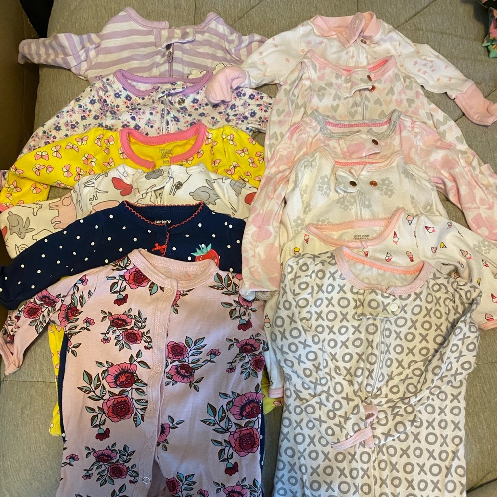 12 baby girl newborn/0-3 months pajamas